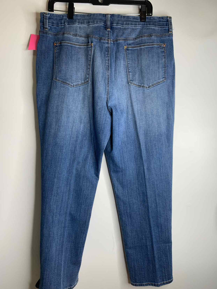 Women Size 3 Chicos denim Jeans