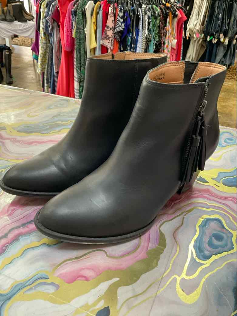 Vionic Shoe Size 9.5 Black ankle boots