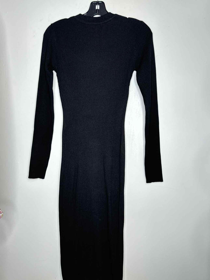 Women Size M Almost Famous Black long sleeve dress