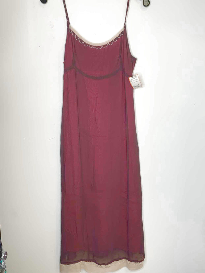 Women Size M ecote Burgundy spaghetti strap dress