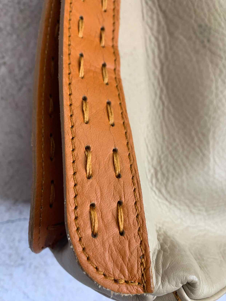 tan hobo bag
