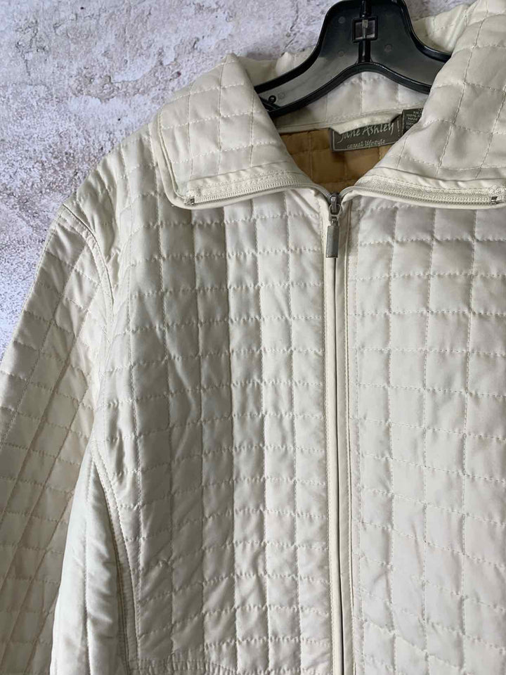 Jane Ashley Ivory Women Size M jacket