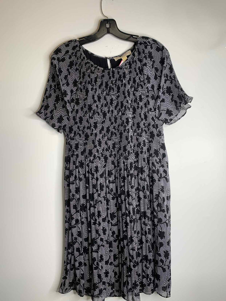 Women Size L Michael Kors Black short sleeve