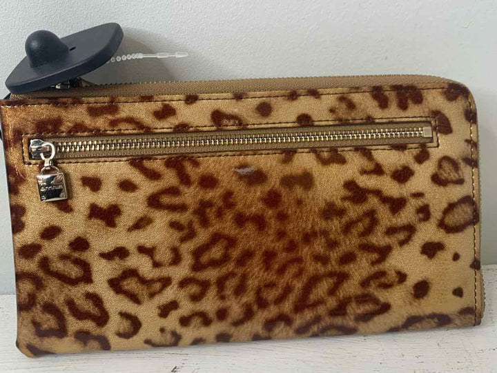 Omnia Animal Print wristlet