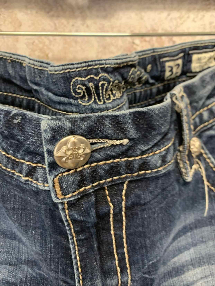 Women Size 32 Miss Me denim Jeans