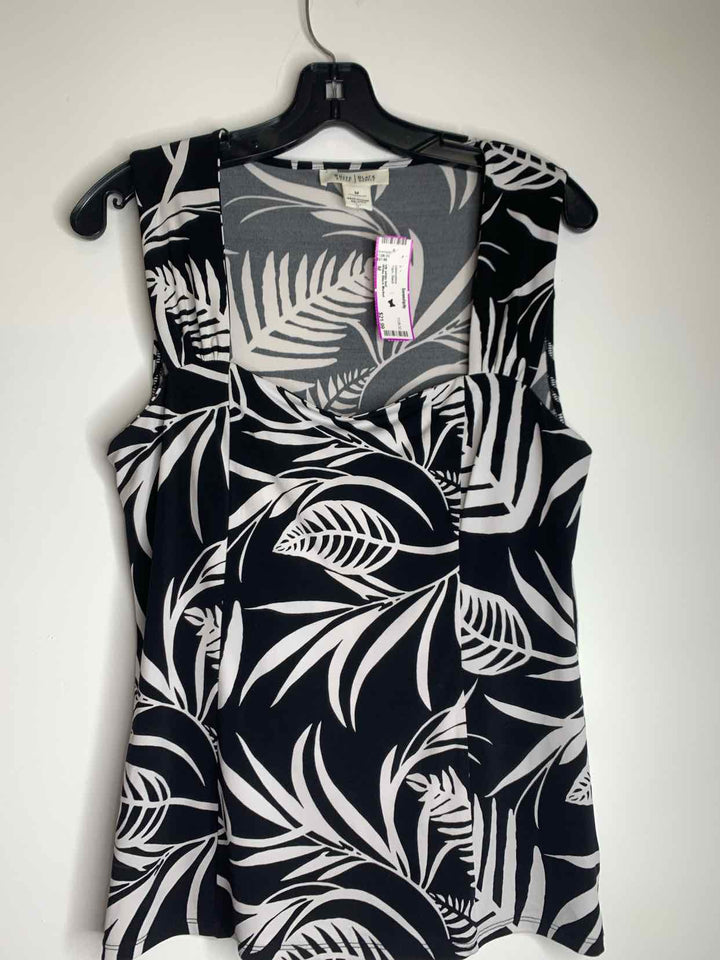 White Black Market Women Size M Black sleeveless