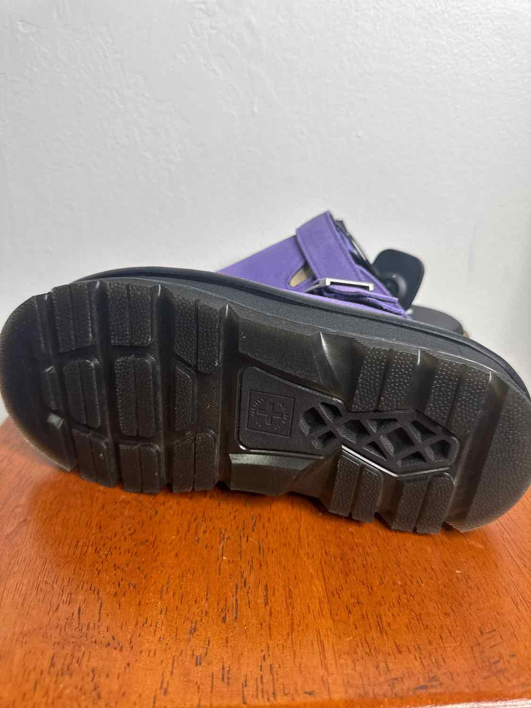 Dr Martens Shoe Size 8 Purple flat shoe