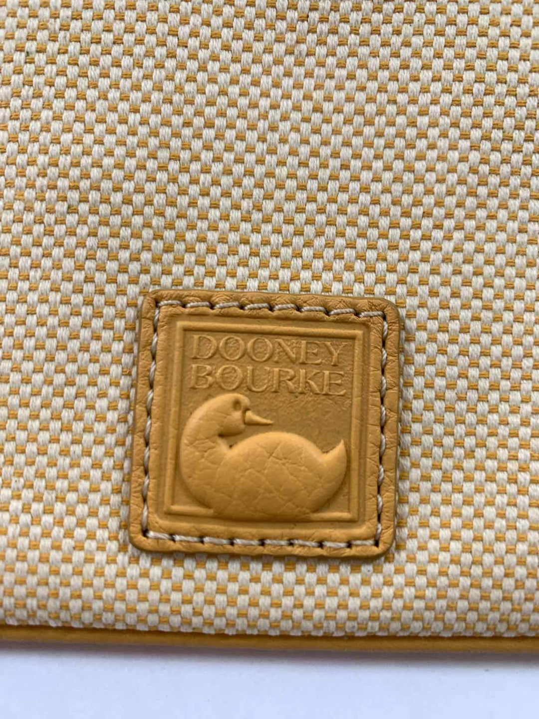 Dooney & Bourke NWOT Purse