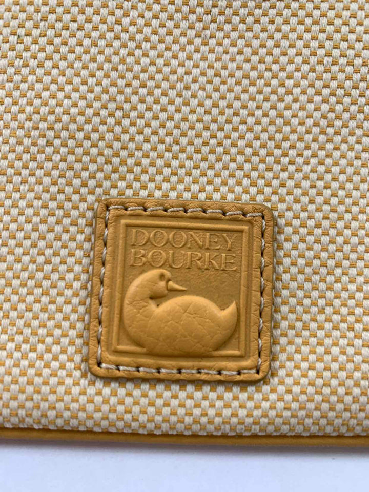 Dooney & Bourke NWOT Purse