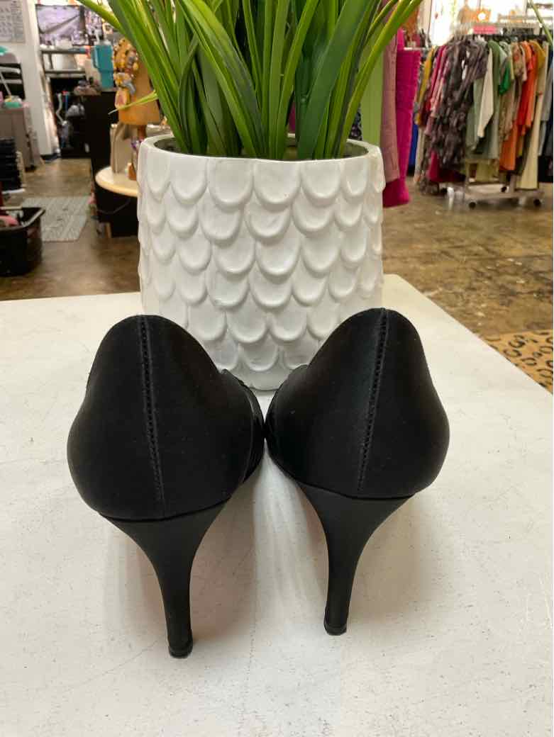 Nina Shoe Size 10 Black high heel