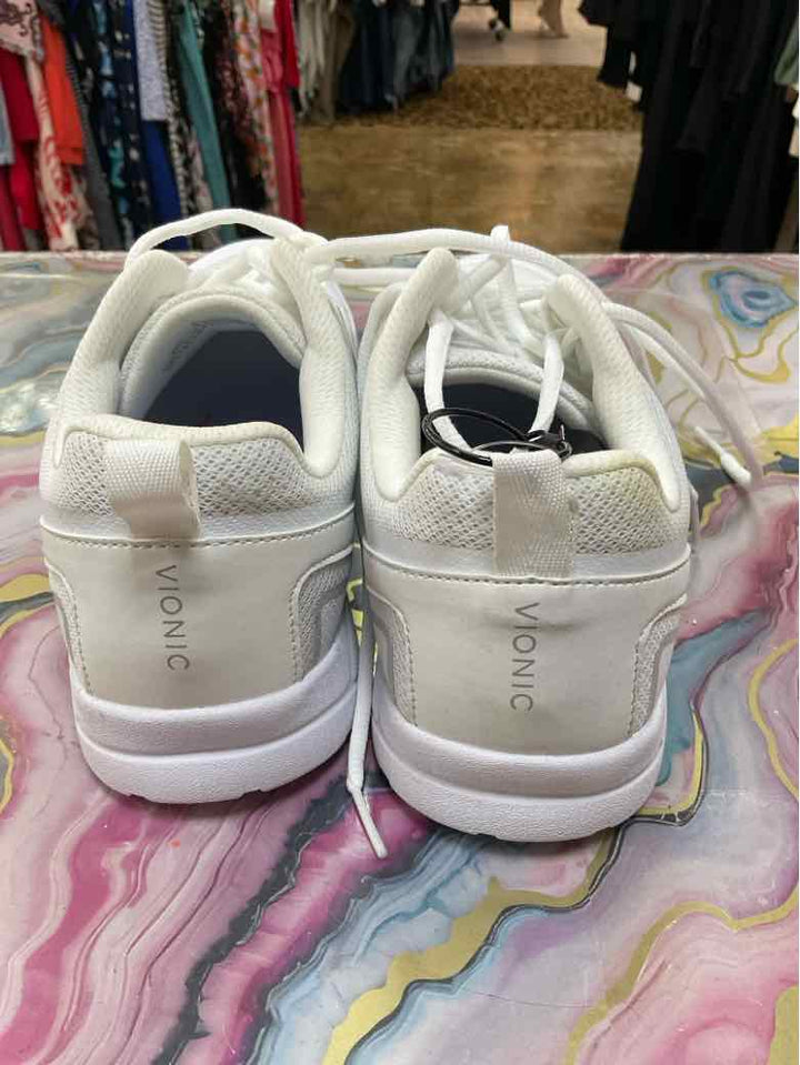 Vionic Shoe Size 10 White athletic sneaker