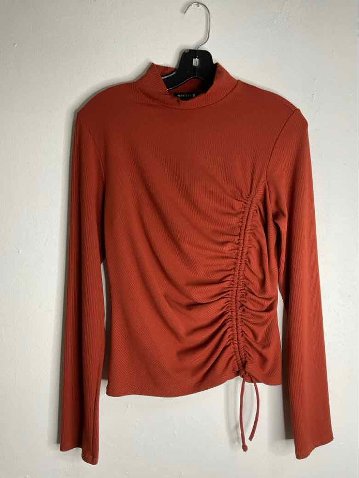 Paperoc Size L Rust High Neck long sleeve top