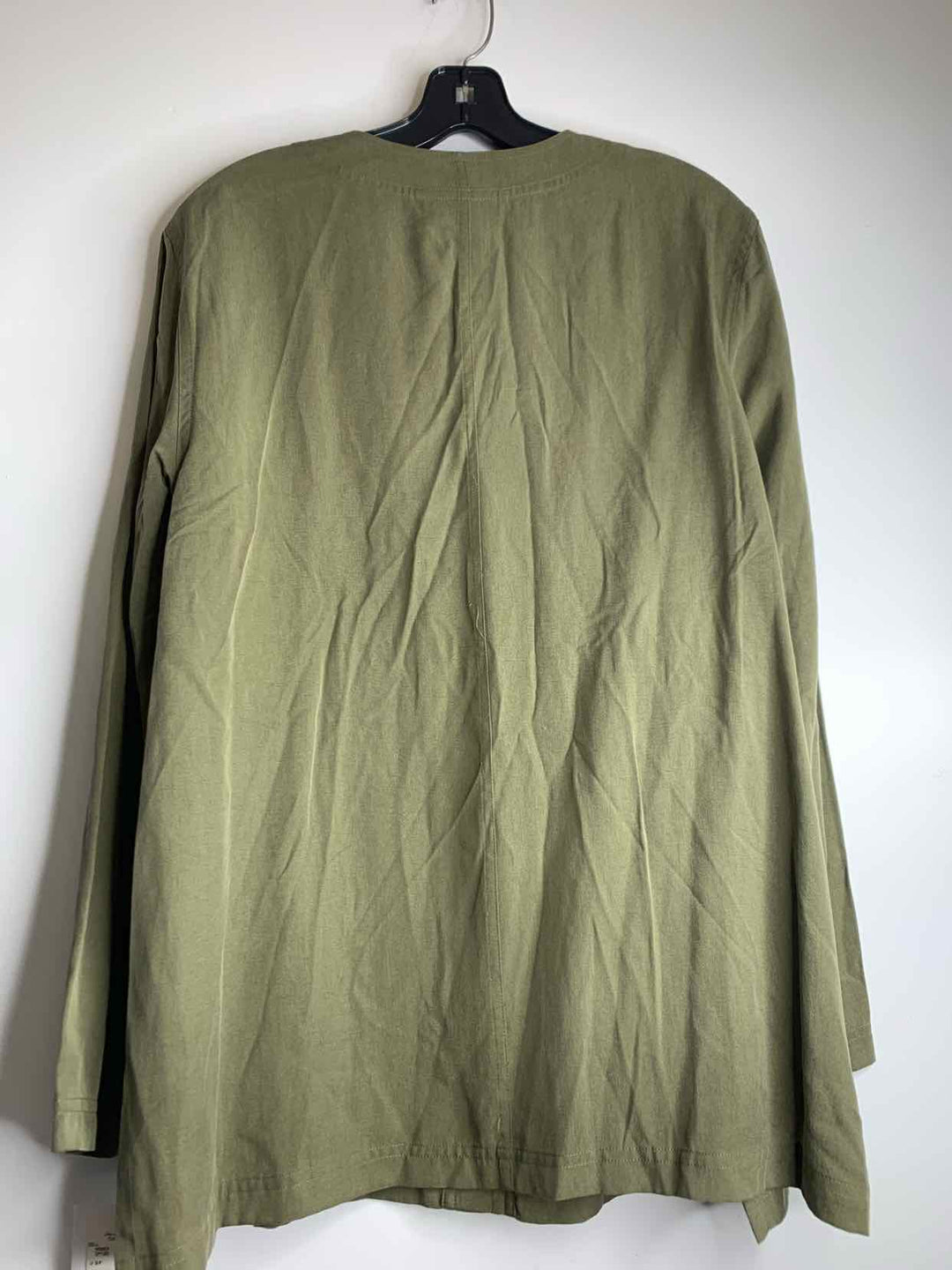 Jones of New York Sport Women Size 12 Olive long sleeve top