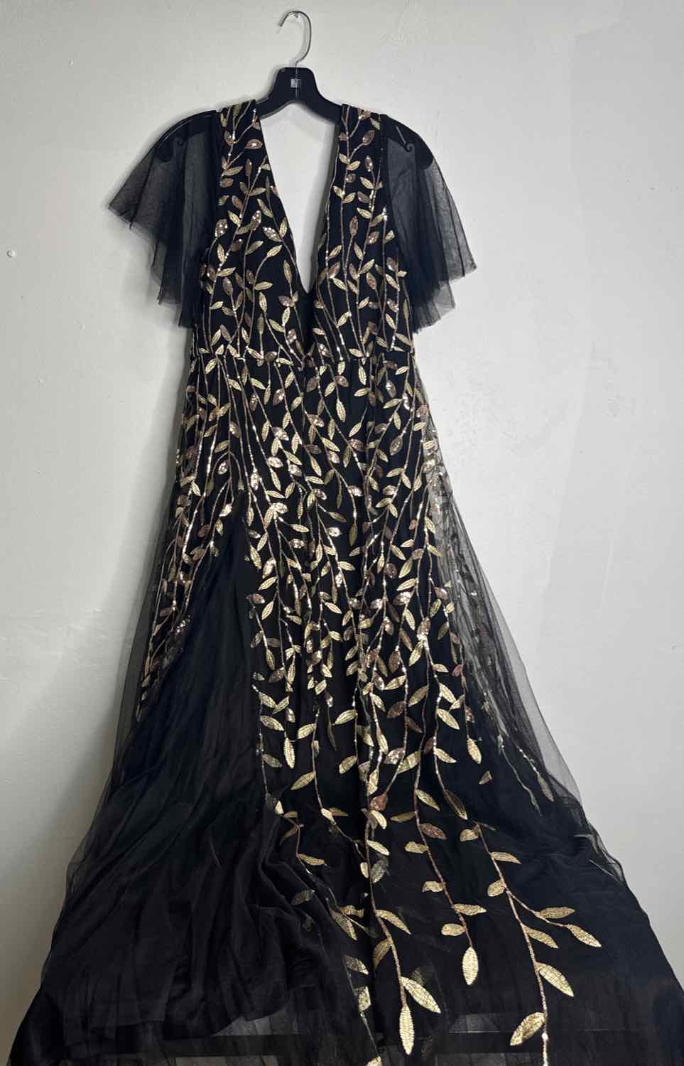Ever Pretty Size 3X Black and Gold formal dress