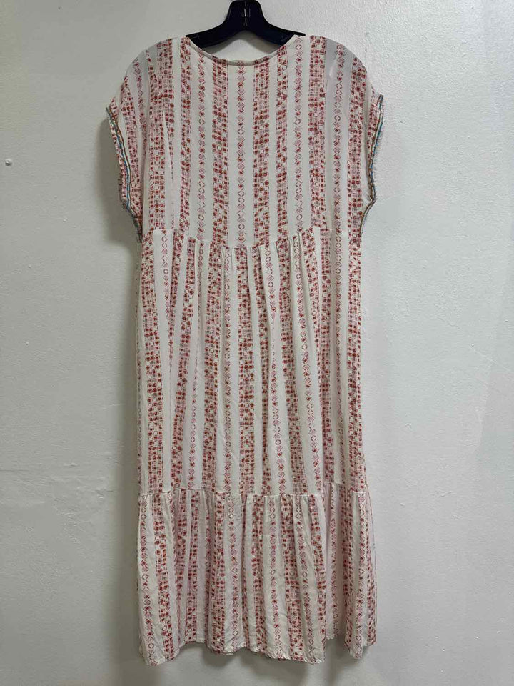 Savanna Jane Size S White short sleeve