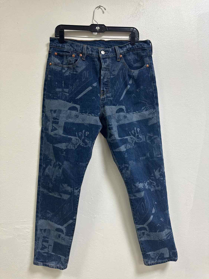 Levi Size 32 Denim Jeans
