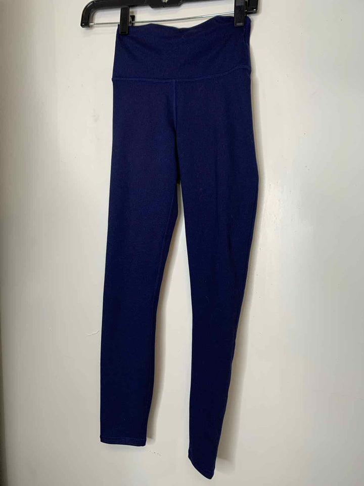 Women Size XS Fabletics Navy athletic pant