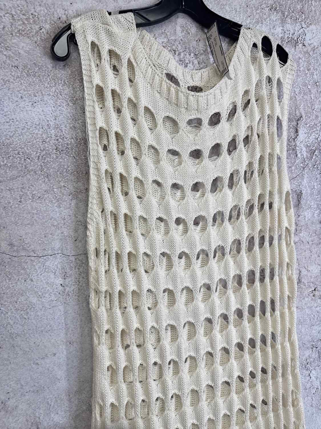 Women Size One Size Ivory cover-Up