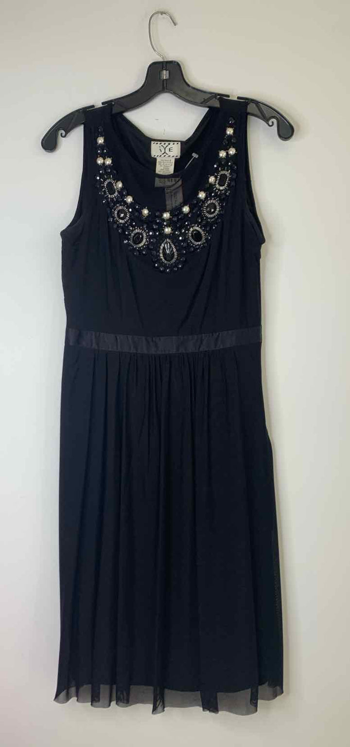 Women Size 6 Black formal dress