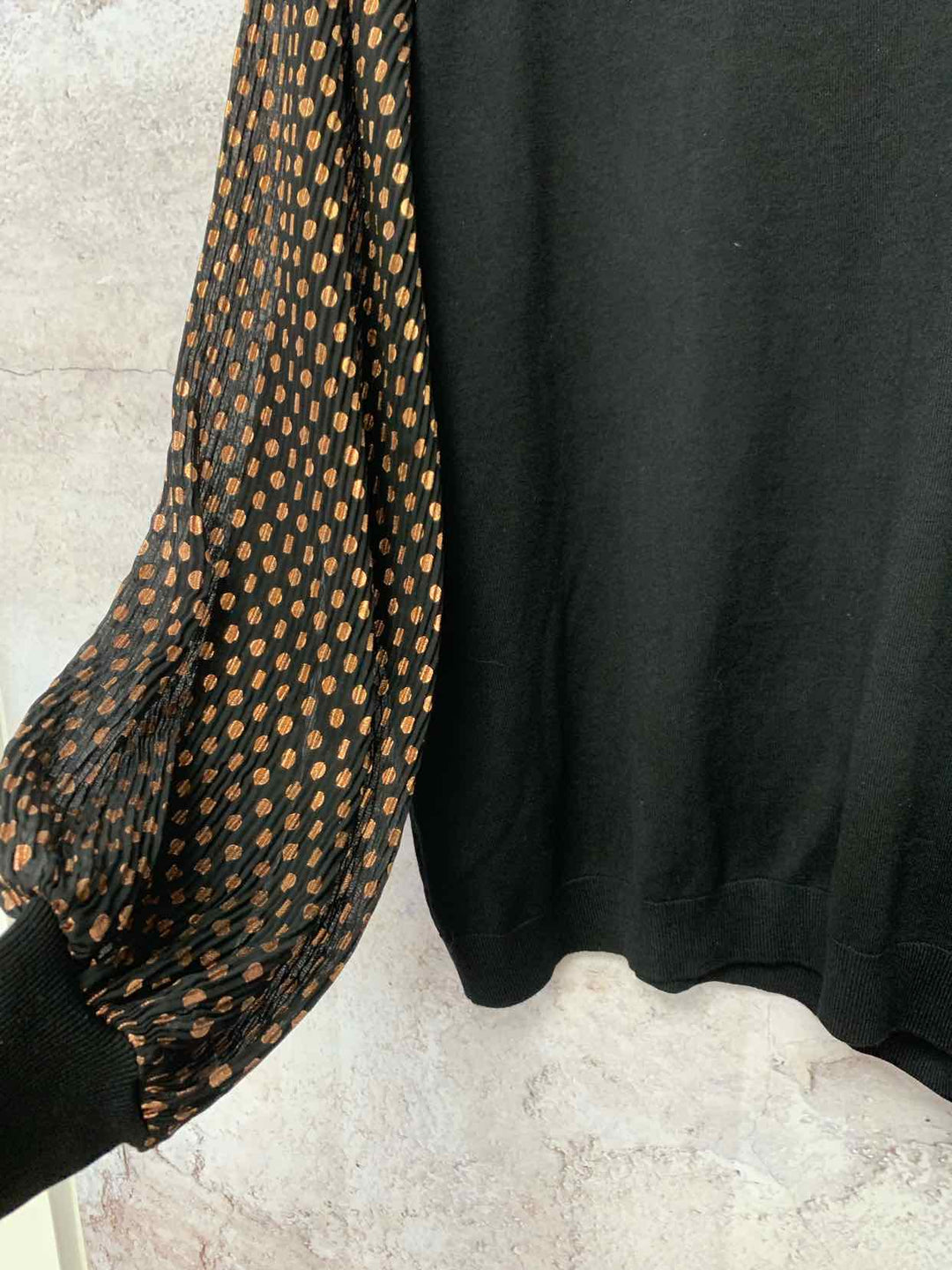 Adrianna Papell Size L Black long sleeve top