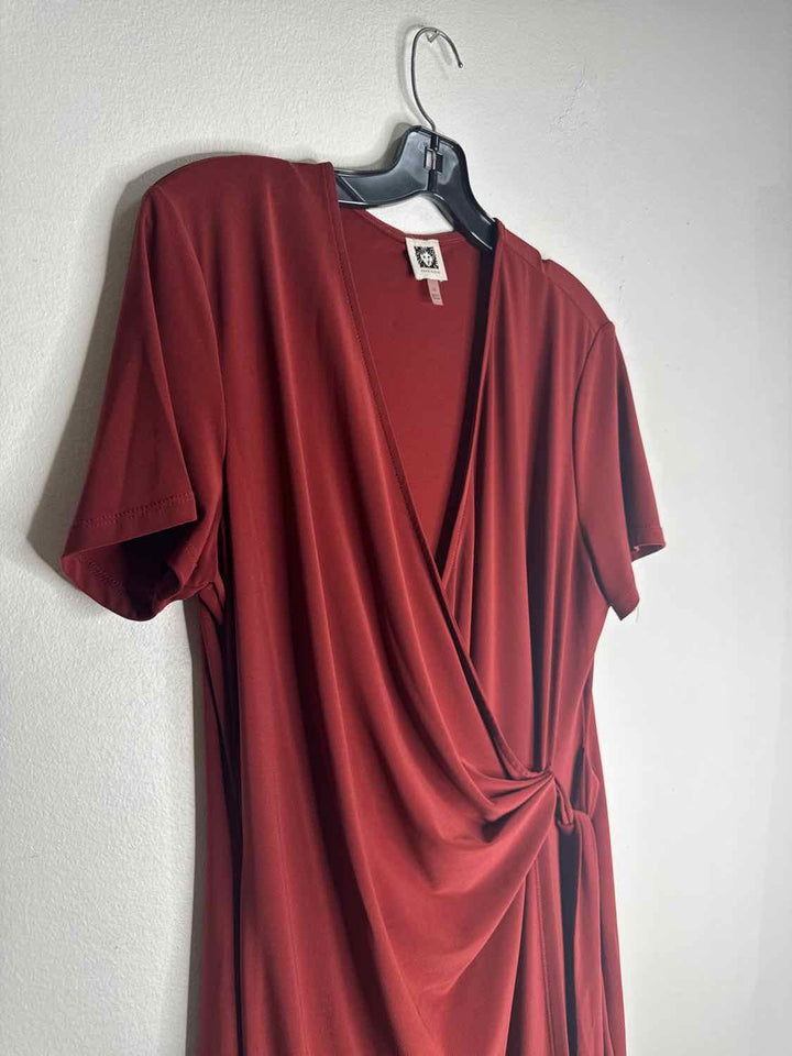 Anne Klein Size 16 Red short sleeve