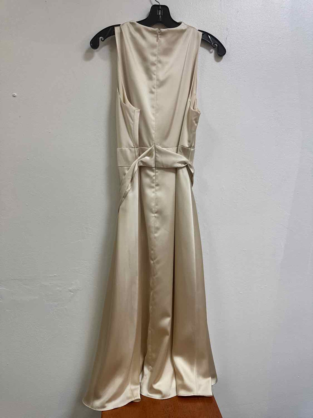 Antonio Melani Size 14 Beige NWT Belted sleeveless dress