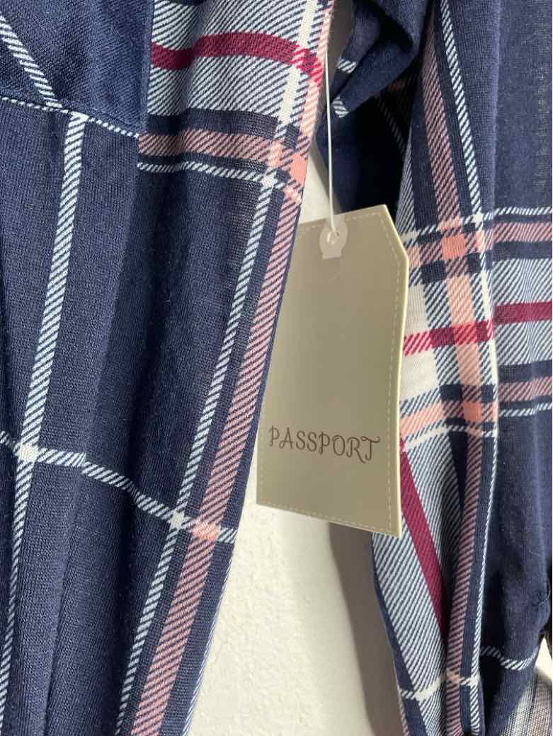 Passport Size M Blue Plaid long sleeve dress