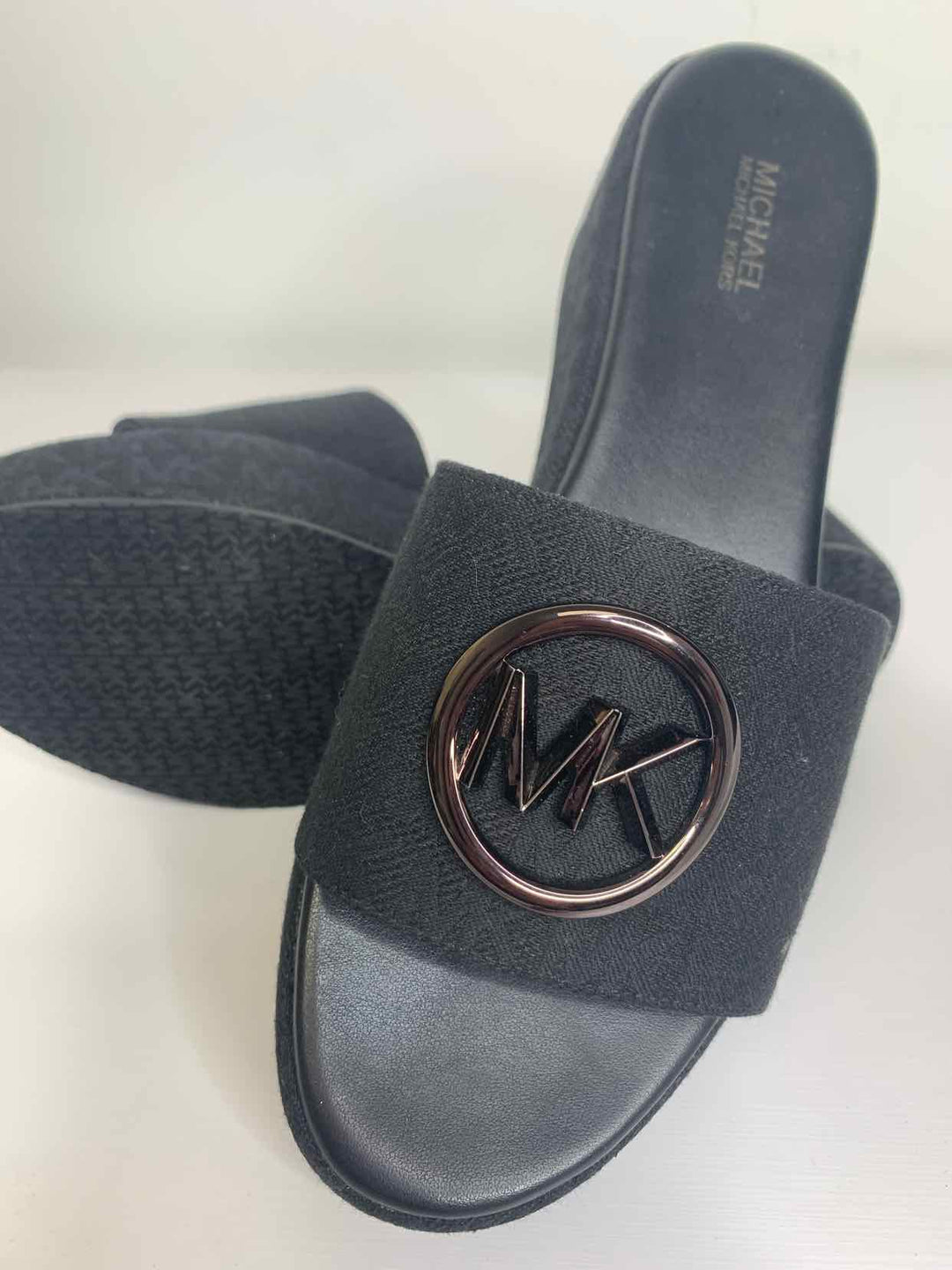 Michael Kors Black W Shoe Size 7.5 wedge