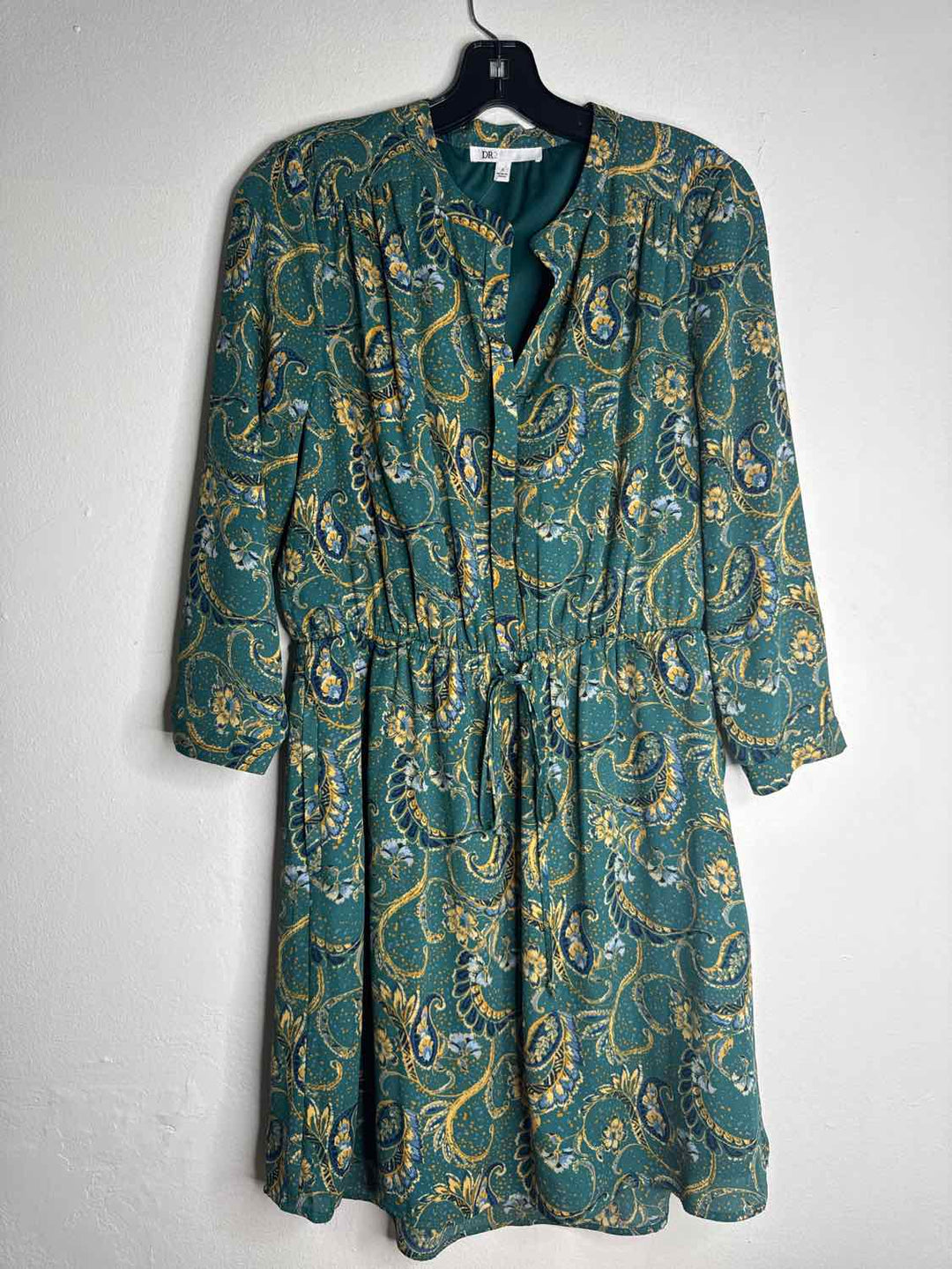 DR2 Size S Green long sleeve dress