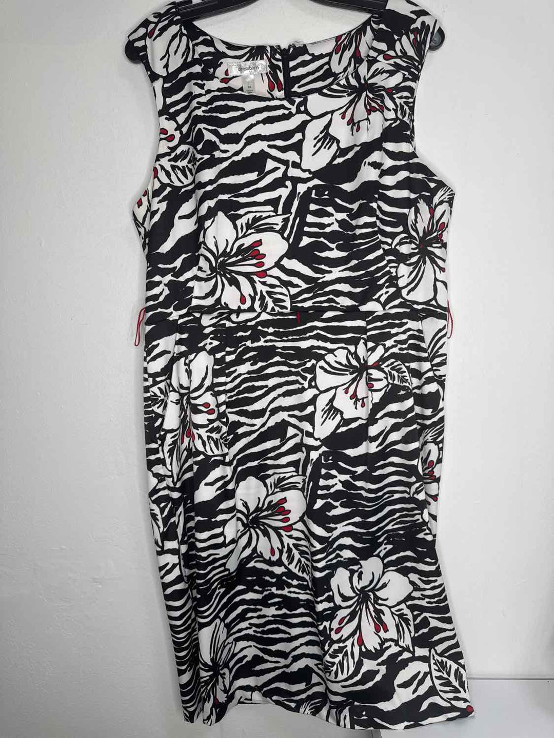 Dress Barn Size 16 Black Floral sleeveless dress