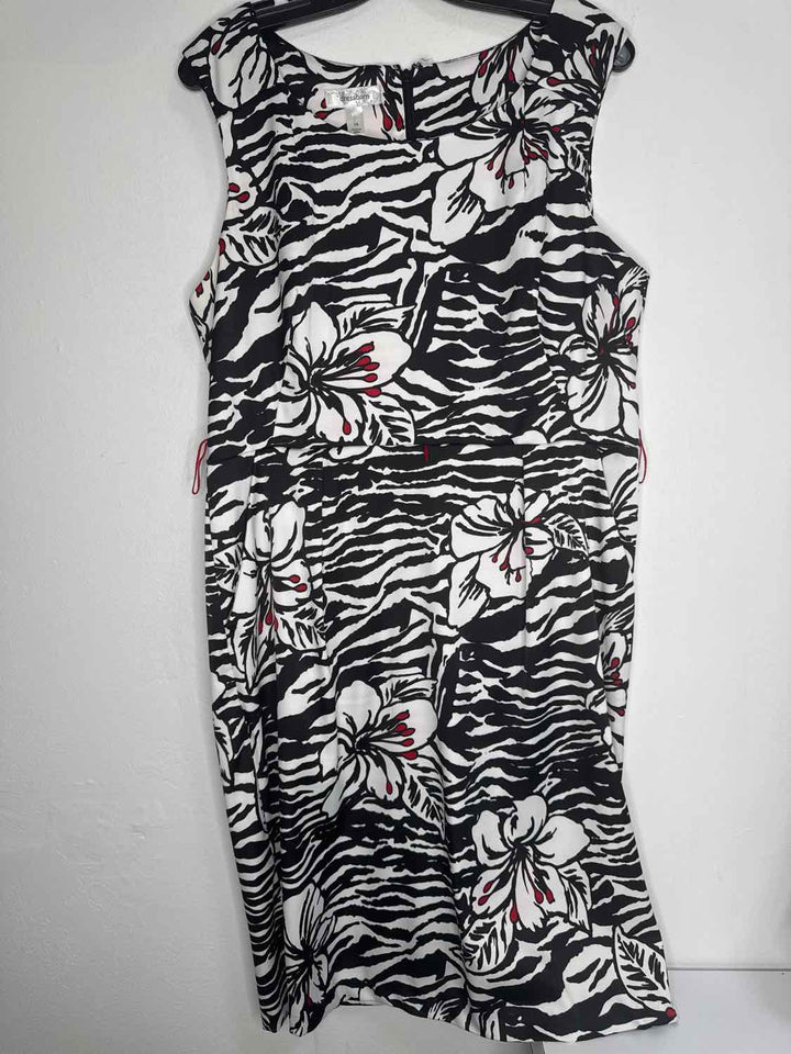 Dress Barn Size 16 Black Floral sleeveless dress