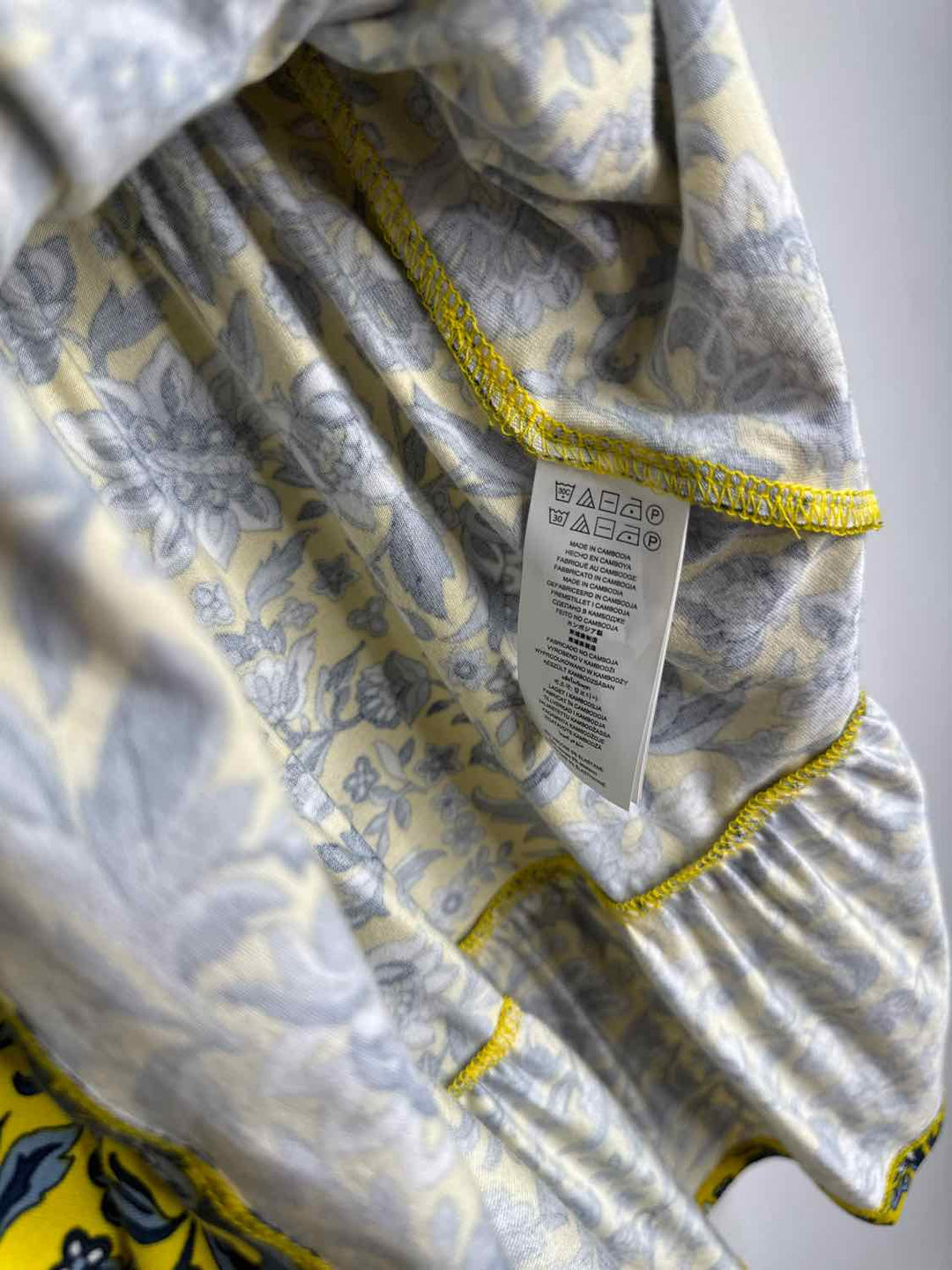 Michael Kors Size XS Yellow Gray long sleeve dress