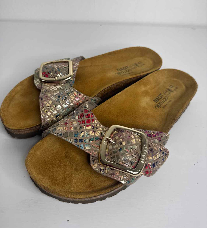 Naot Shoe Size 11 Camel flat sandal