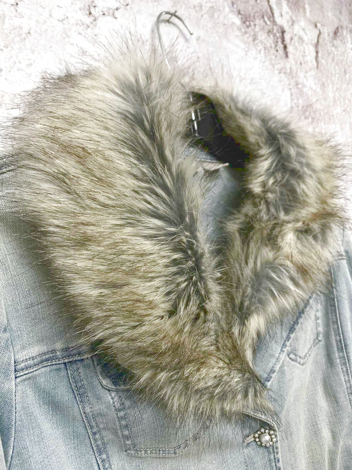 Chicos Size 1 Denim denim jacket