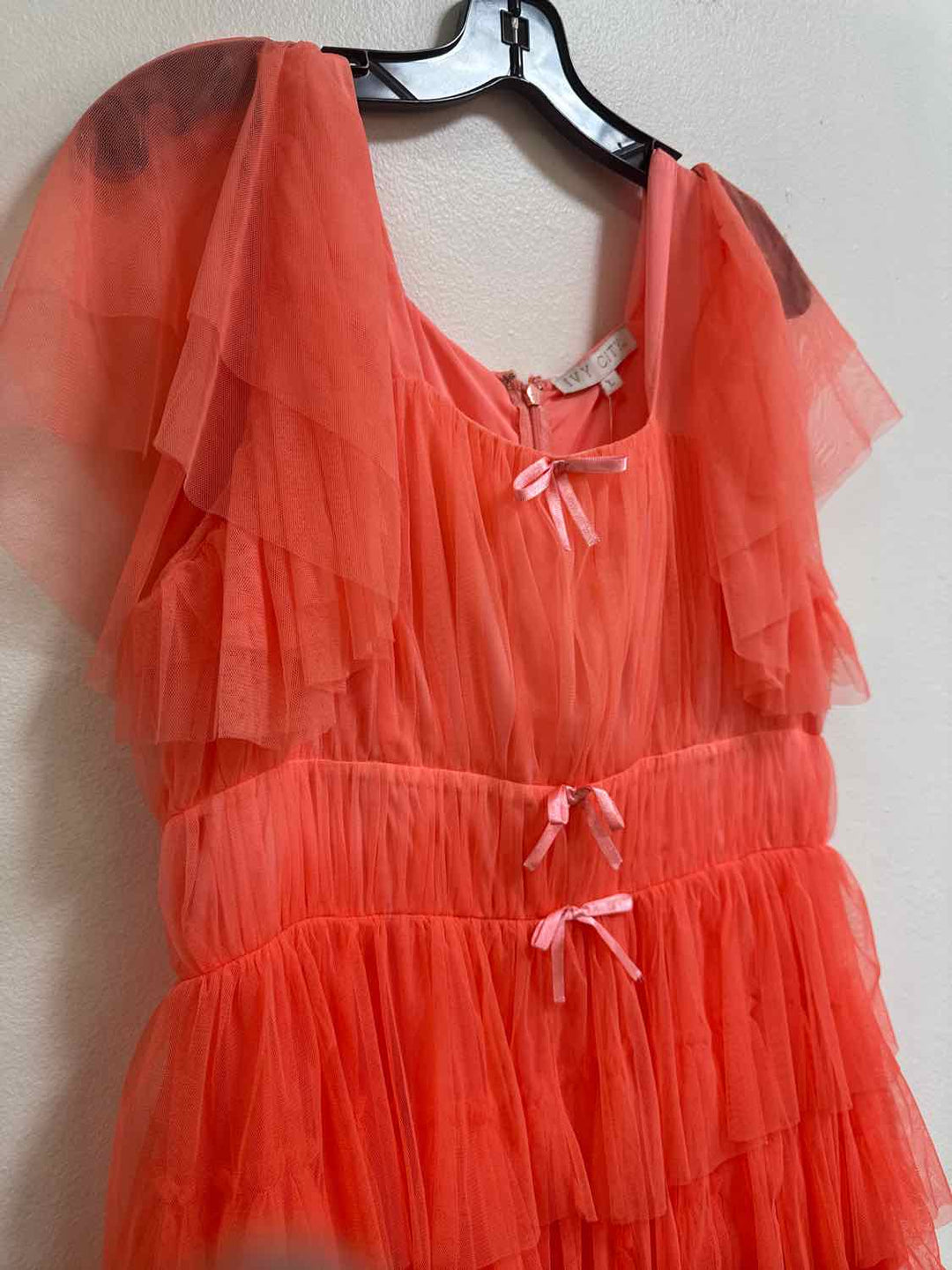ivey city co Size L Salmon sleeveless dress