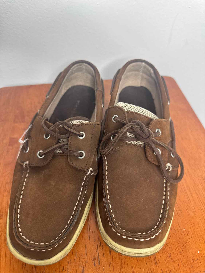 Highland Creek Shoe Size 8.5 Brown flat shoe