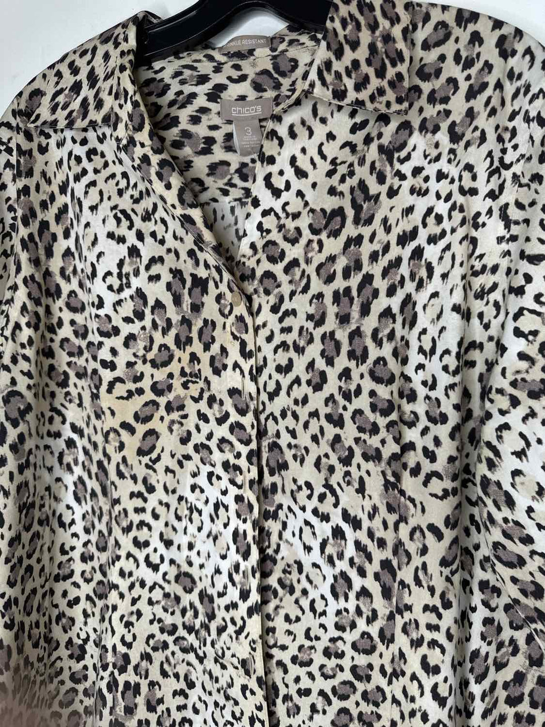 Chicos Women Size 3 Animal Print long sleeve top