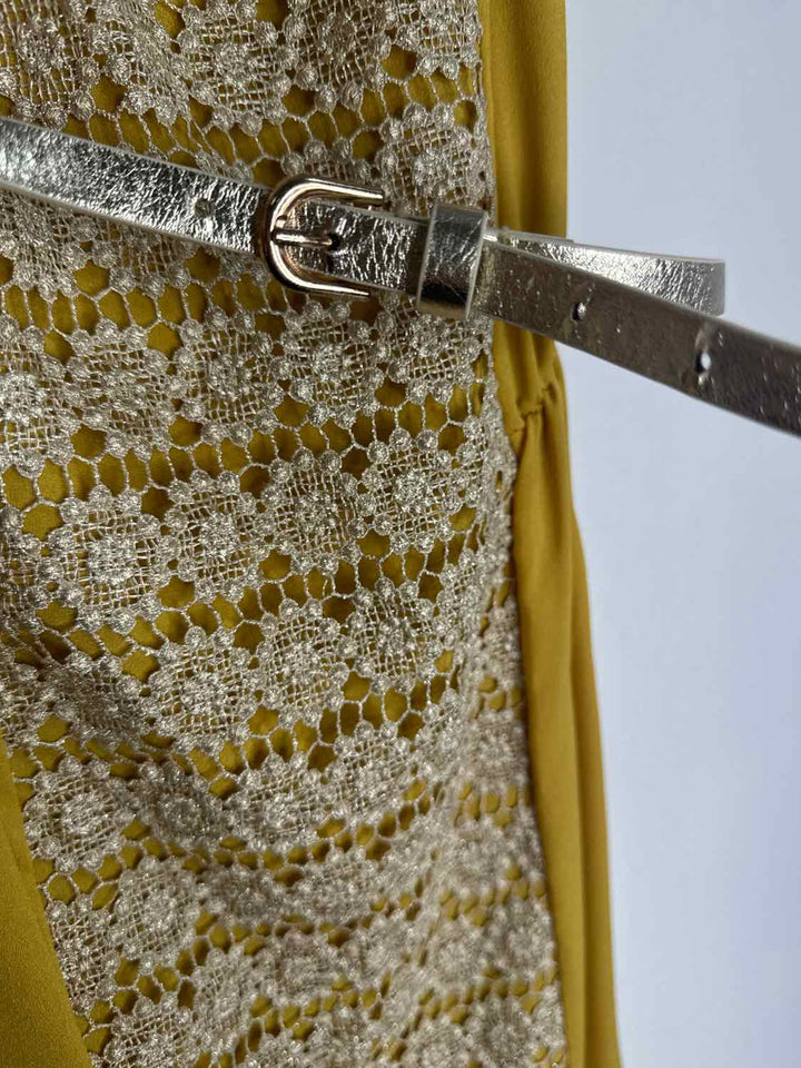Antonio Melani Size 0 Yellow short sleeve