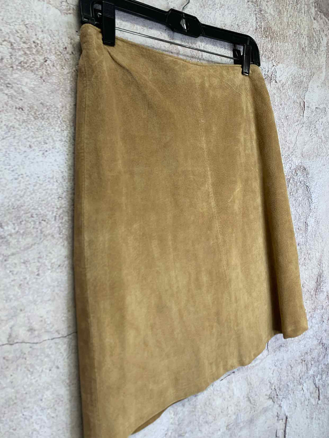 Chicos Size 1 Camel mini skirt