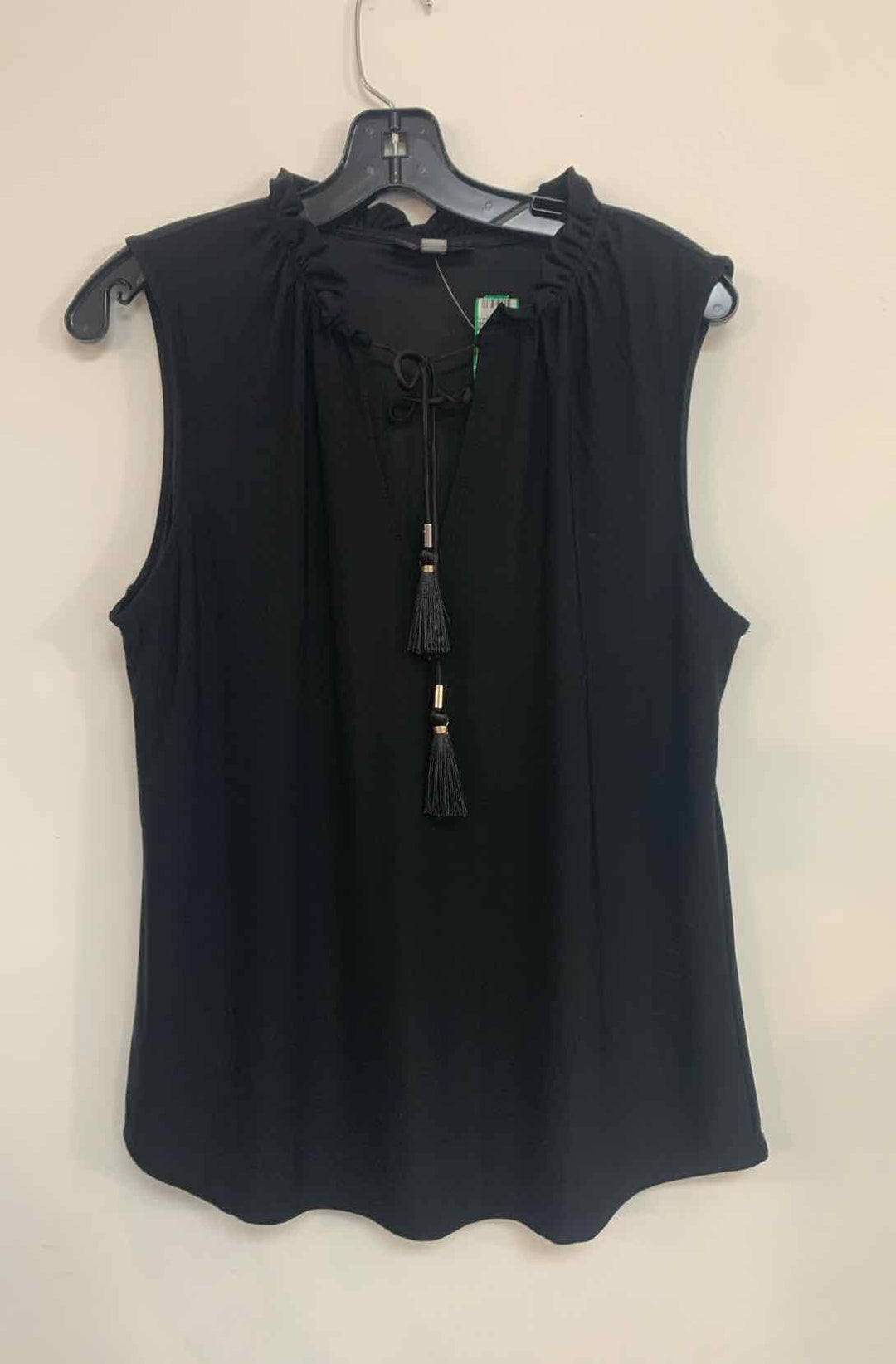 Tahari Women Size M Black sleeveless