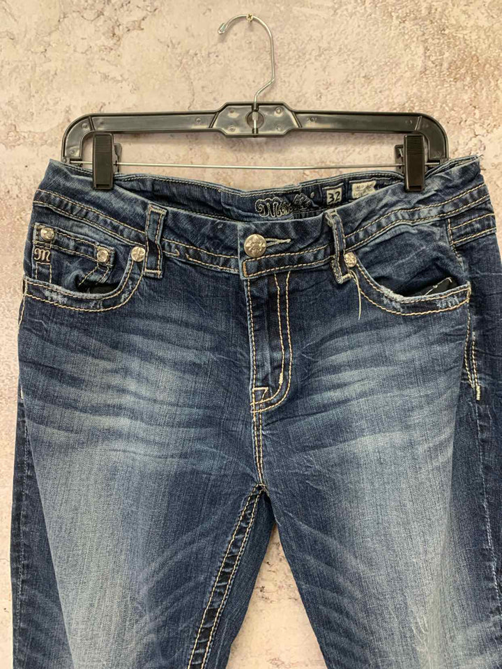 Women Size 32 Miss Me denim Jeans