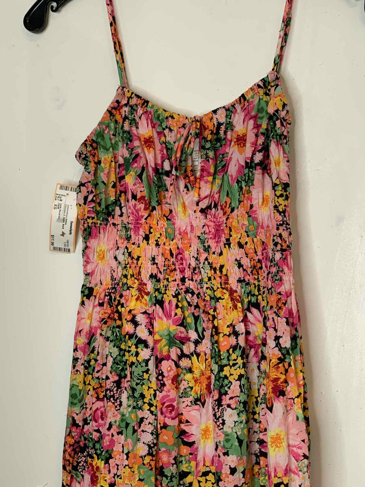 Women Size XS H&M floral sleeveless dress