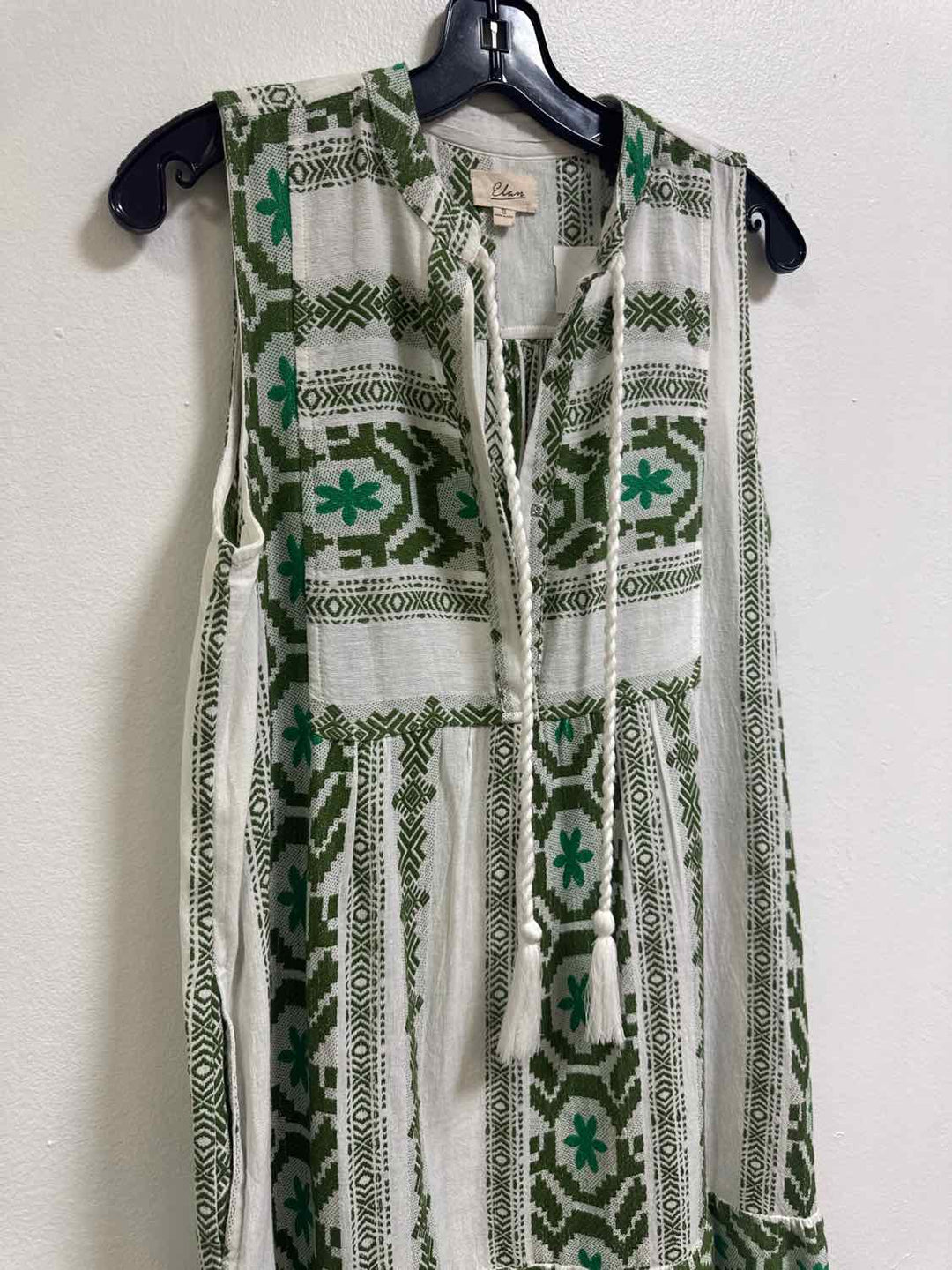 Elan Size S Green Tassel short sleeve