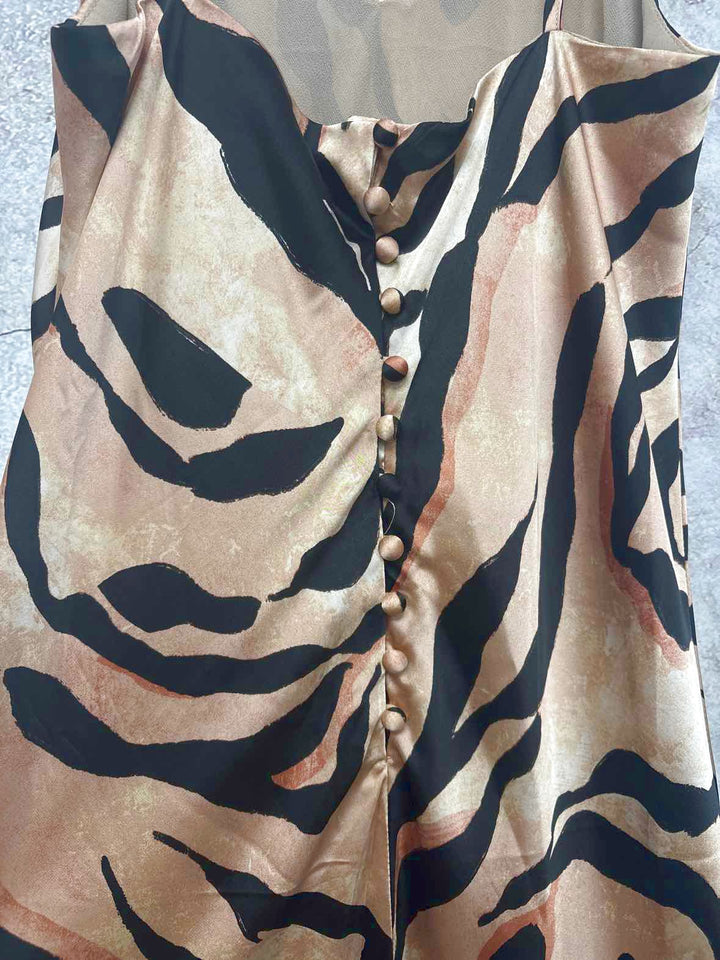 Dress Forum Size L NWT spaghetti strap dress