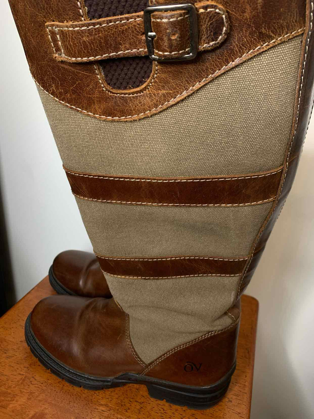 Ovation Brown W Shoe Size 38 boots flat heel
