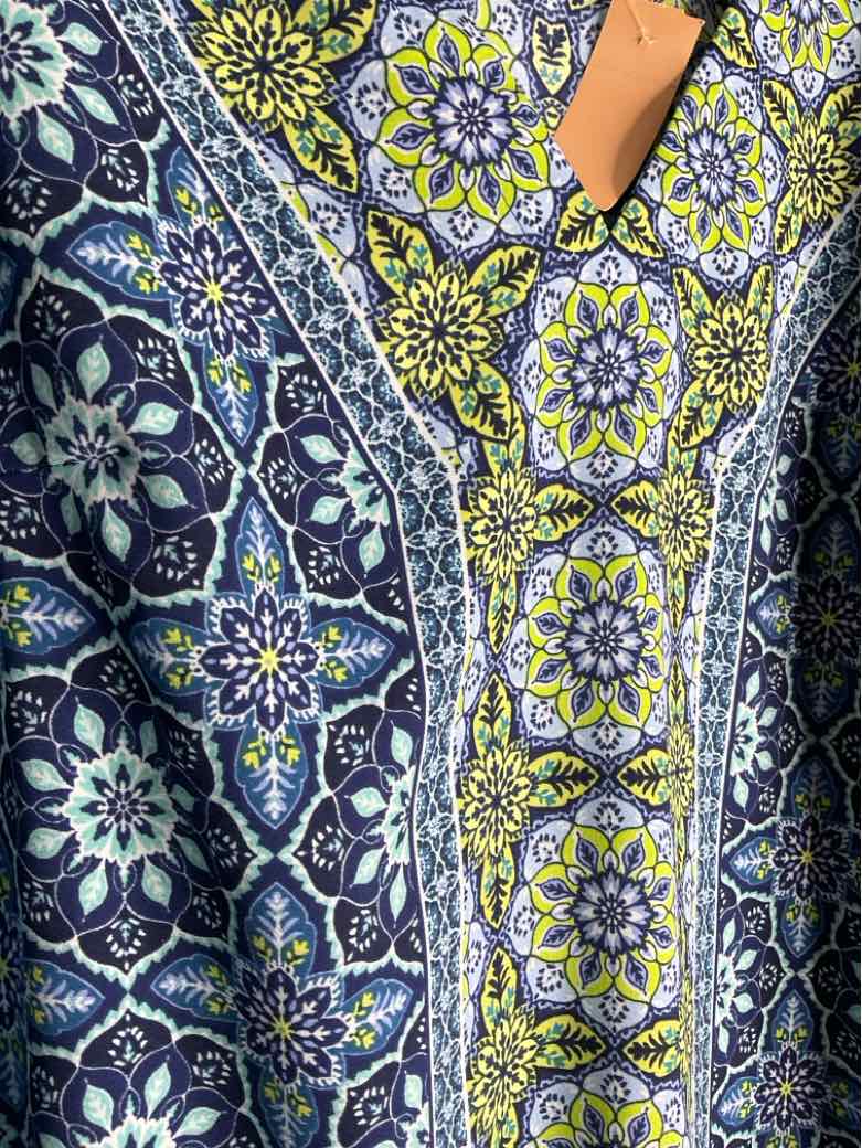 belle Kim Gravel Size L Blue V-neck Floral long sleeve top