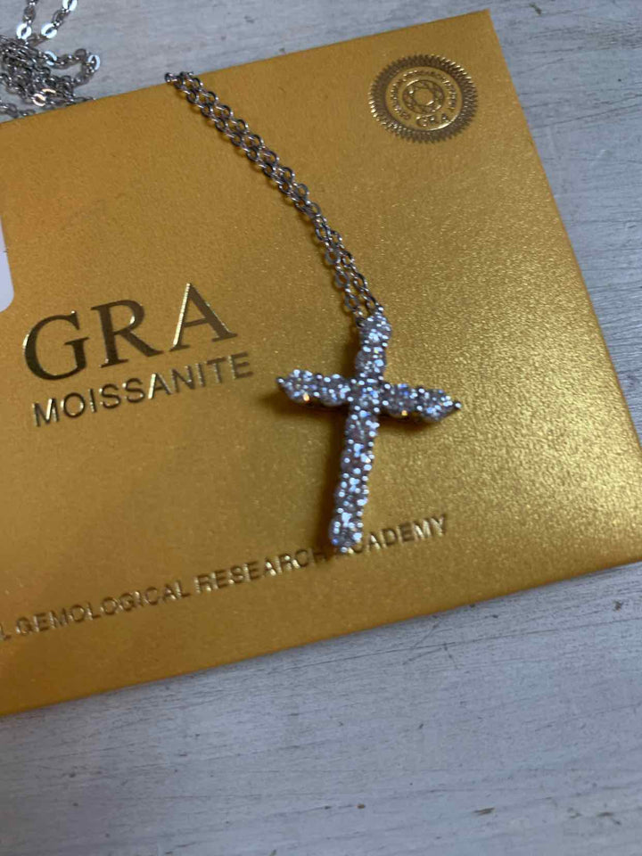 Moissanite Size s/m silver Necklace