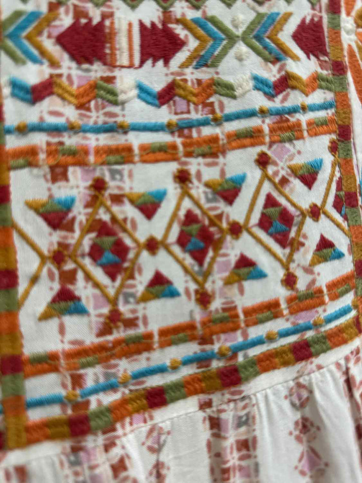 Savanna Jane Size S White short sleeve