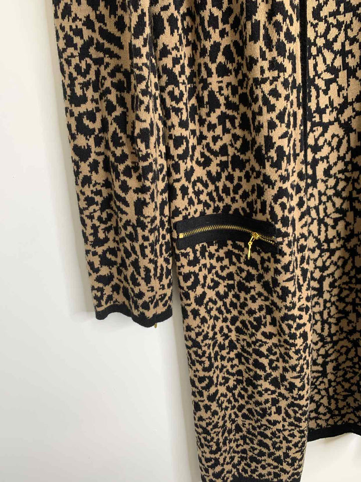 Rafella Women Size M Animal Print cardigan