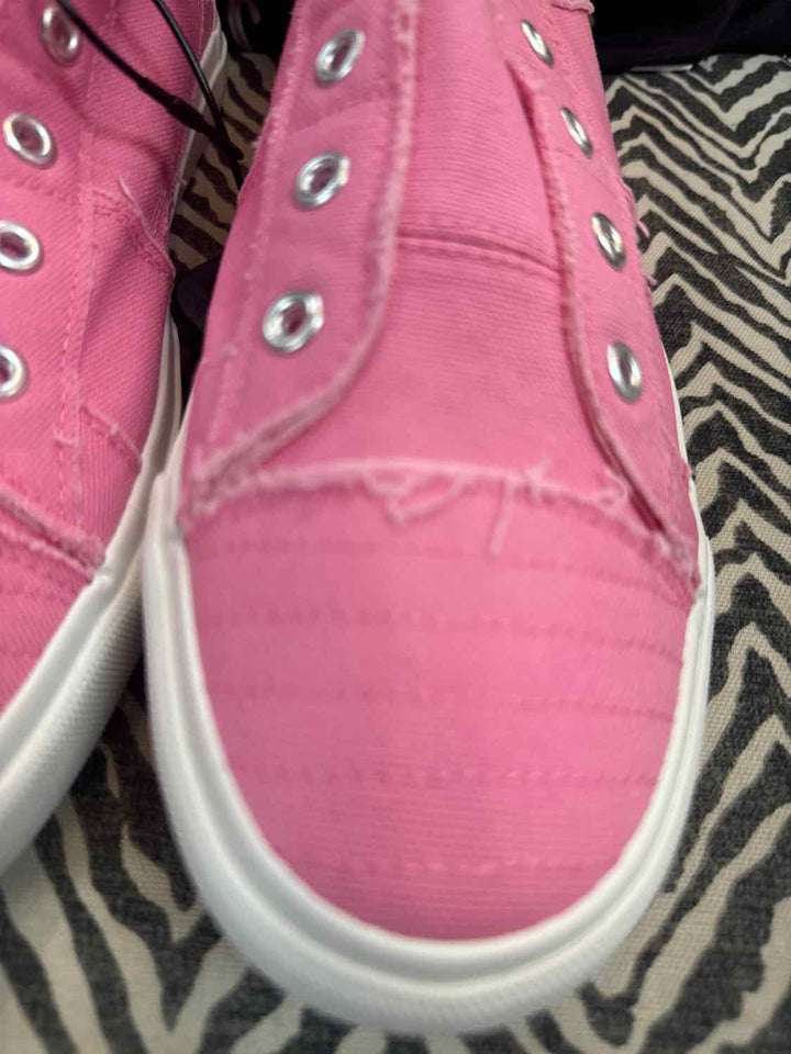 Corky's Pink W Shoe Size 12 athletic sneaker